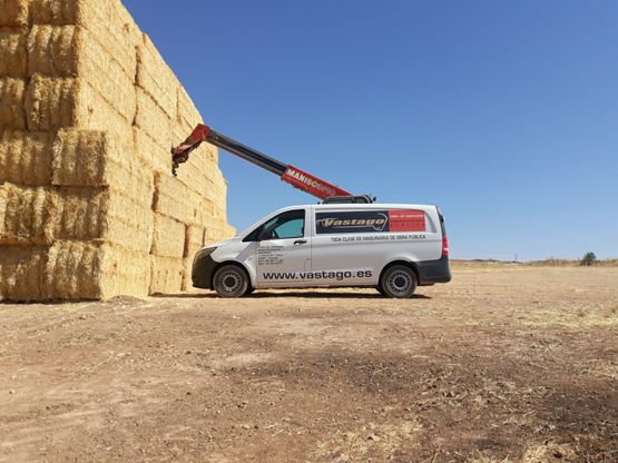 Talleres Vástago camioneta